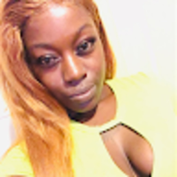 Meet your Posher, Erica - Picture 1 of 1